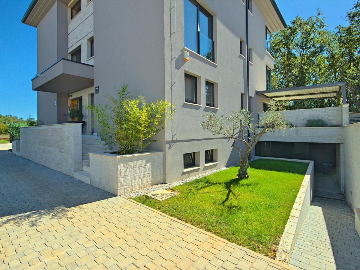 Villa Oliva By Interhome Pelegrin Bagian luar foto