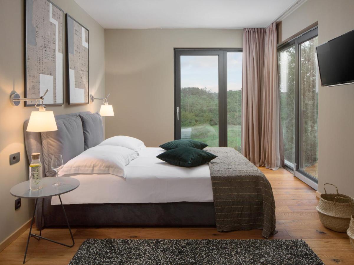 Villa Oliva By Interhome Pelegrin Bagian luar foto
